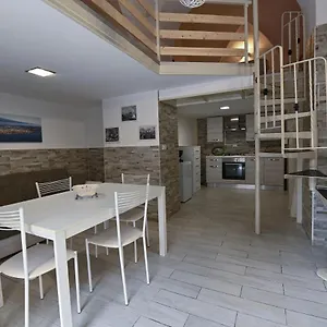 San Camillo House Appartamento Aeroporto di Catania Fontana Rossa